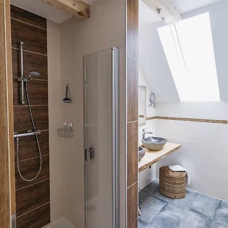 Orth Apartment *